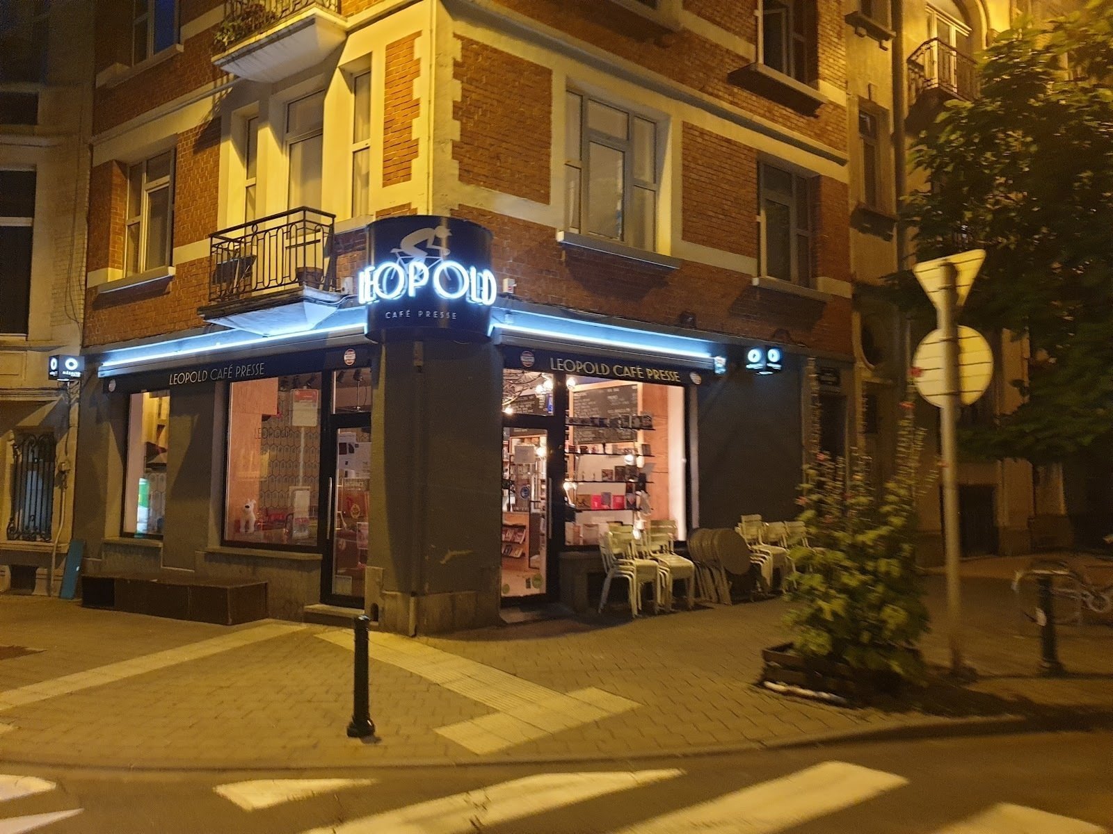 Leopold Café Presse Av. du Diamant A WorkFriendly Place in Brussels